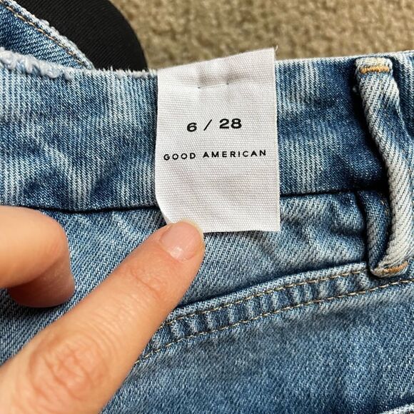 GOOD AMERICAN GOOD ICON SHORT Size 6/28 NWOT - Picture 7 of 15